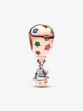 Two-tone Santa Claus in Hot Air Balloon Charm